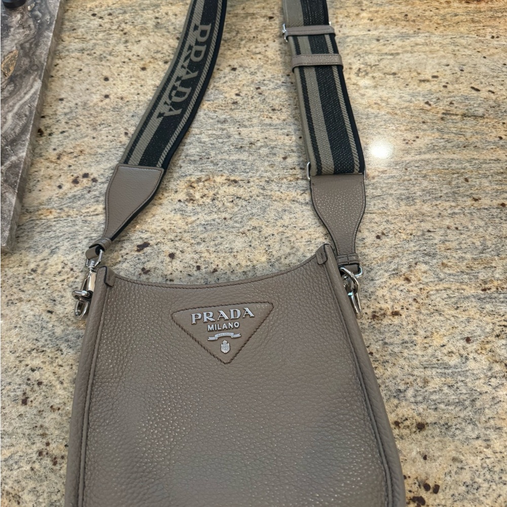 PRADA AUTHENTIC CROSSBODY - color stone